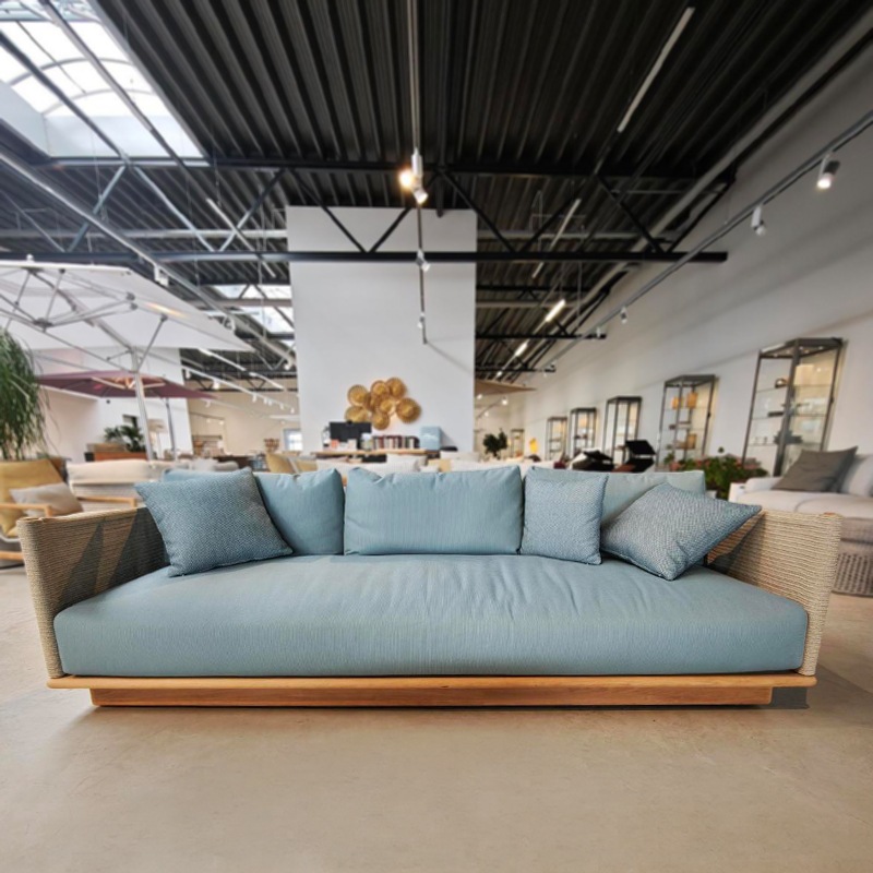 Kettal GIRO 3-Sitzer Sofa, Teak/Soga New Dawn/ Terrain Laminate Rock Pool