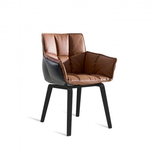 HUSK Stuhl auf Holzgestell, Schale Kernleder