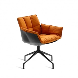 HUSK Drehstuhl mit Mittelfuß, Schale Kernleder